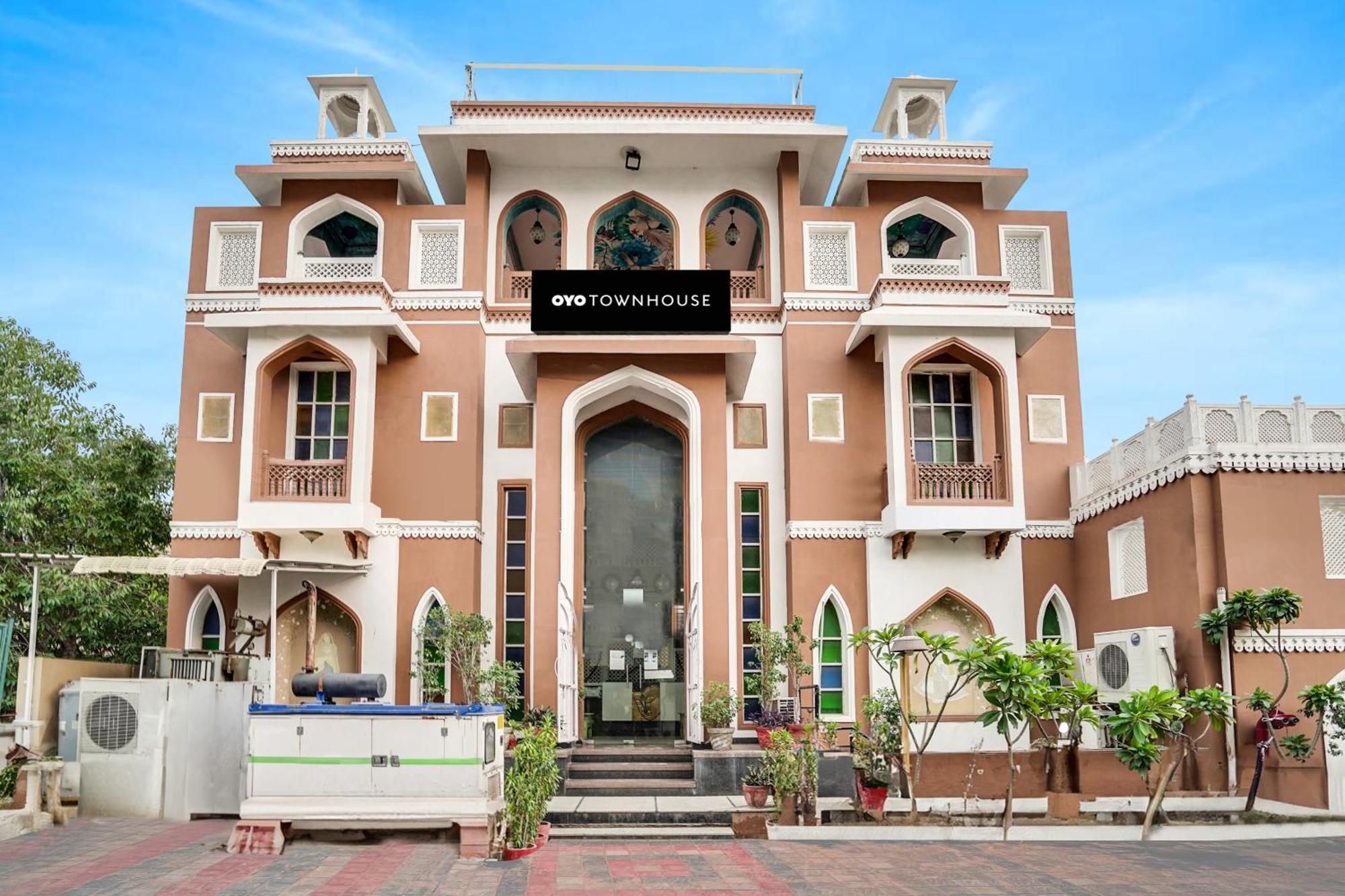 Super Townhouse Mansarovar Near Metro Station Divisione di Divisione di Jaipur Esterno foto