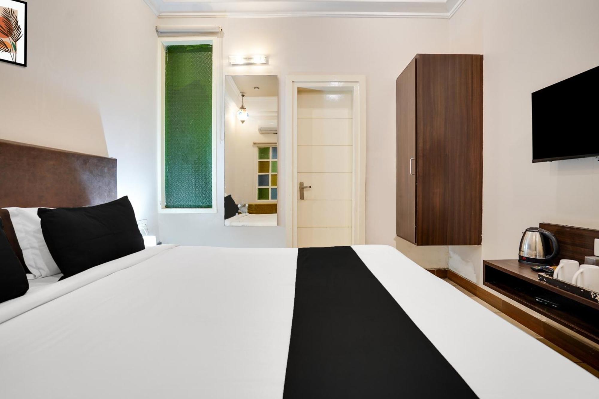 Super Townhouse Mansarovar Near Metro Station Divisione di Divisione di Jaipur Esterno foto